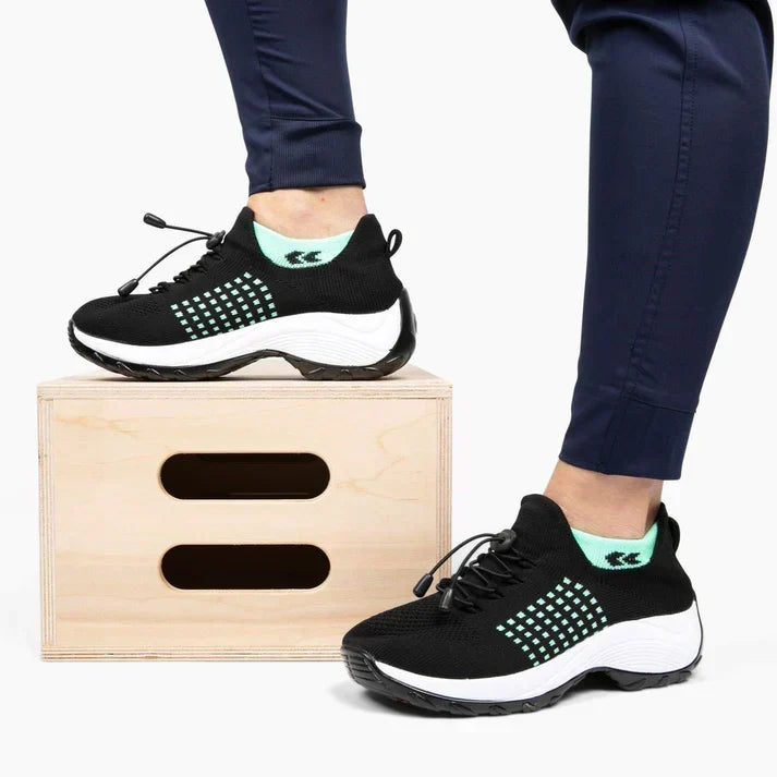 Elara orthopädische Damen-Sneaker - elastische Unterstützung, geräumige Passform - Desfino