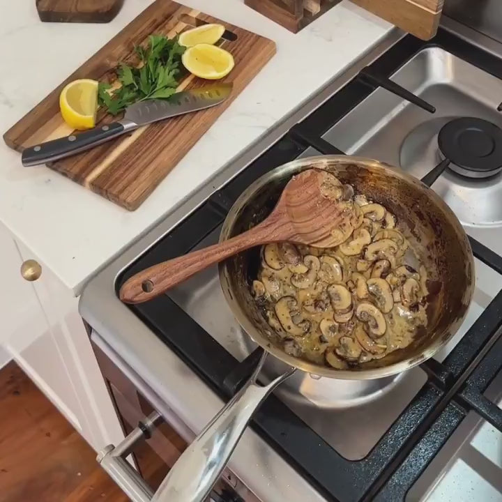 Každodenní nerezové pánve — prémiové nádobí, odolný design
