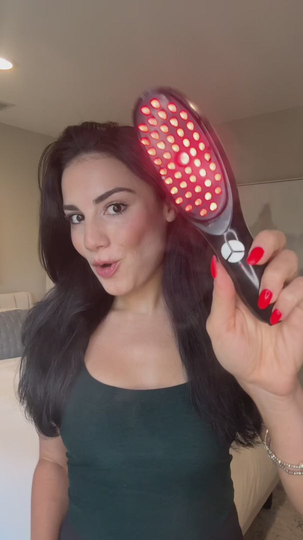 מברשת לחידוש השיער 4-ב-1 — טיפול LED, עיסוי קרקפת וסרום | Desfino