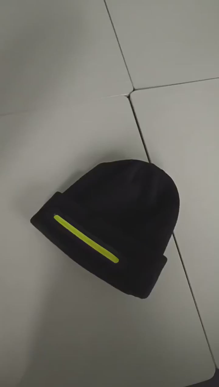 LEDニット帽 - ヘッドランプ内蔵、USB-C充電式ライト - Desfino