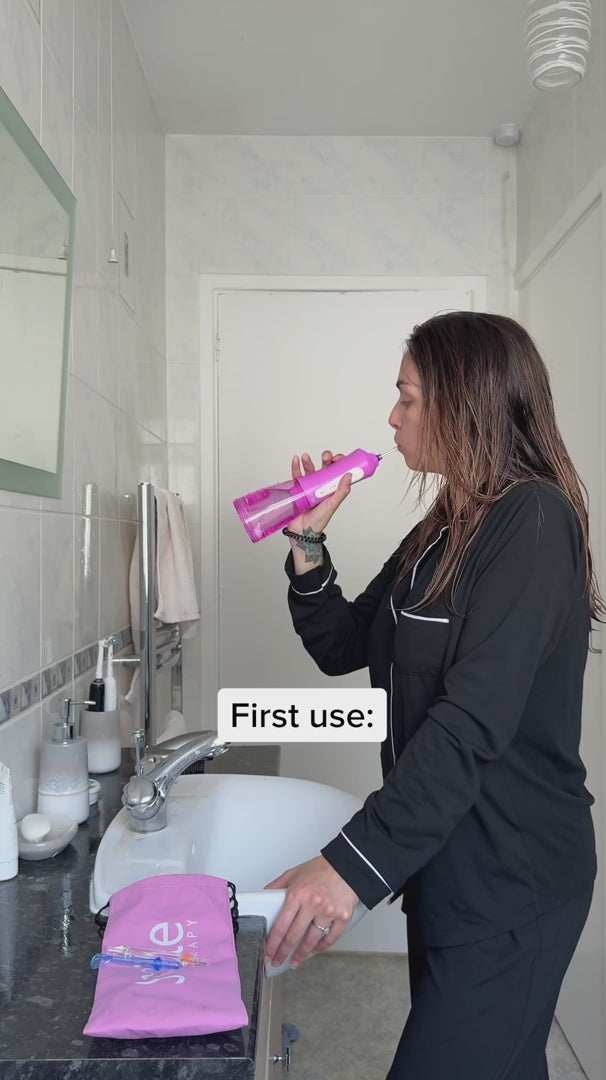 Pro 电动冲牙器 — 每分钟 1200 次脉冲，300ml 水箱，5 种模式 | Desfino