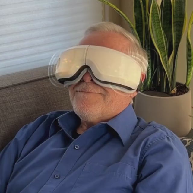 LumaSoothe Smart Eye Massager — Heat, Air Compression & Pulse | Desfino