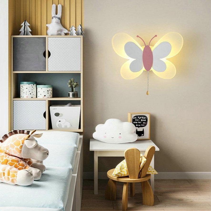 Nástěnné svítidlo Mariposa — barevná dekorativní lampa ve tvaru motýla - Desfino