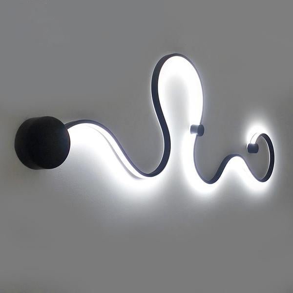 מנורת קיר מודרנית LED מאקריליק AeroLume — פרופיל דק, חסכונית באנרגיה