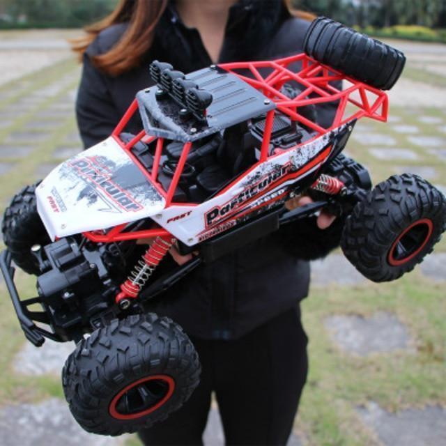 משאית מפלצת זחילת סלעים RC 4x4 ביחס 1:12 — 4 GHz, טווח של 50 m - Desfino