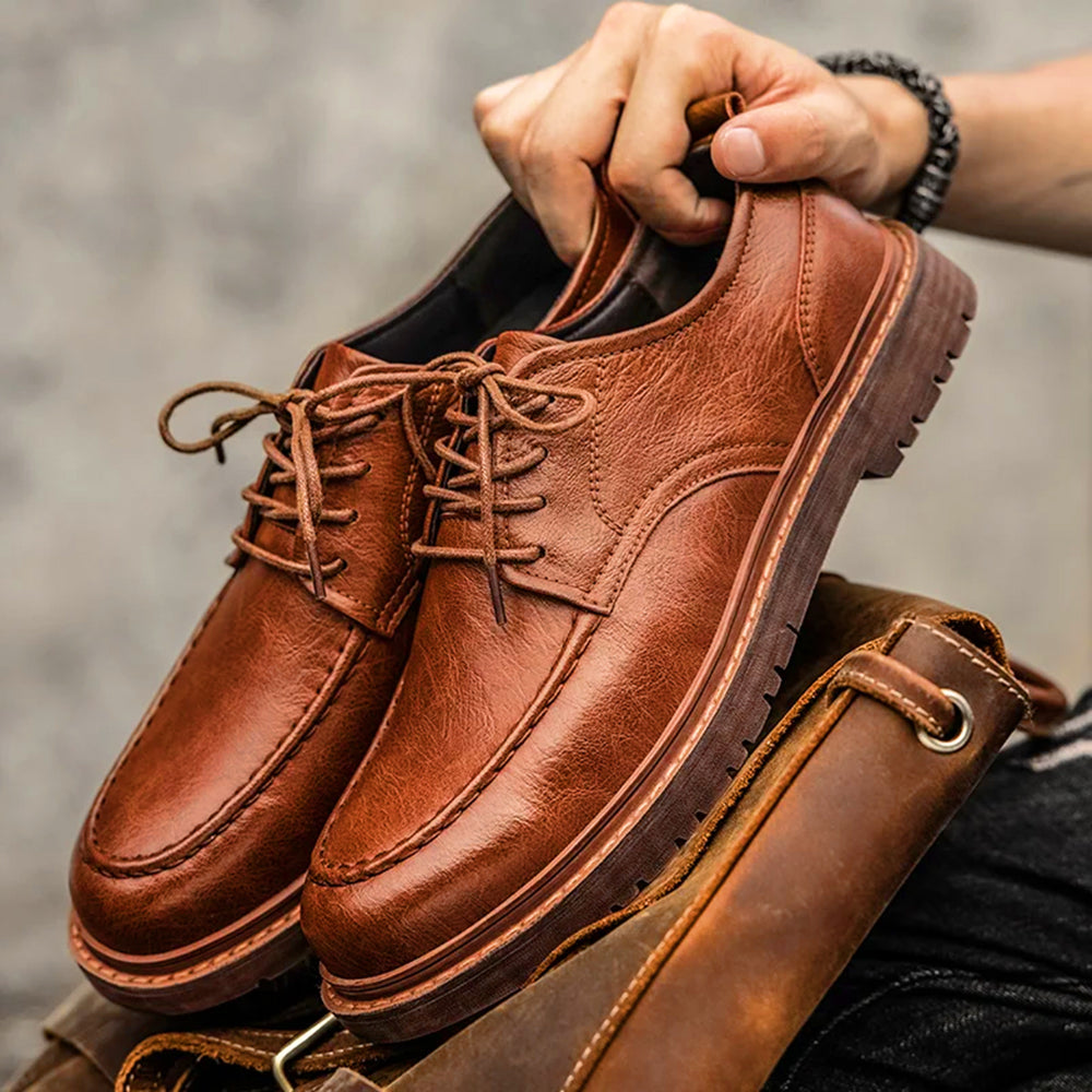 Sapatos Brogue Heritage para Homem — Couro de Vaca Engraxado, Sola Exterior de Borracha Durável - Desfino