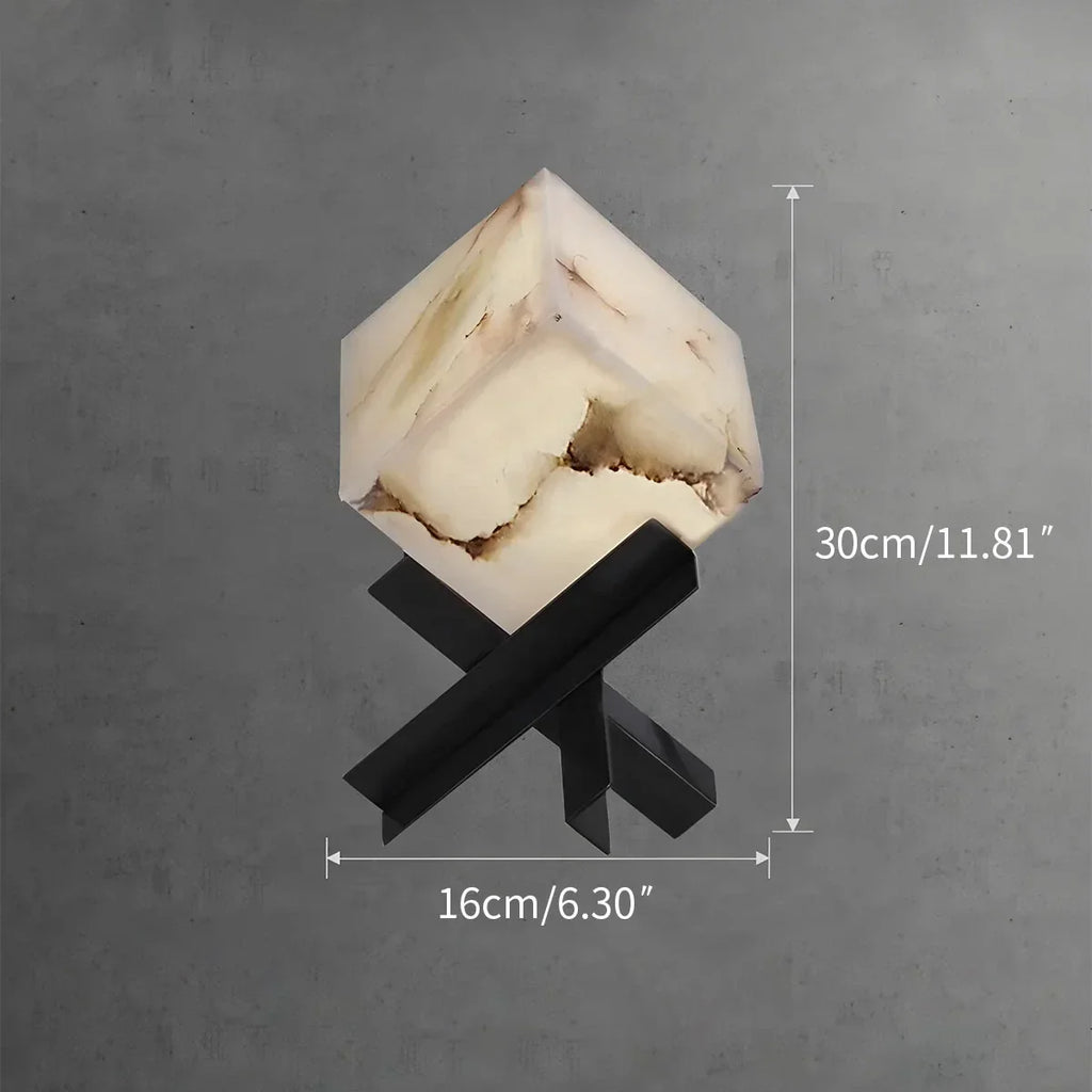 Quadratische Tischleuchte aus spanischem Alabaster im Light-Luxury-Stil | Desfino