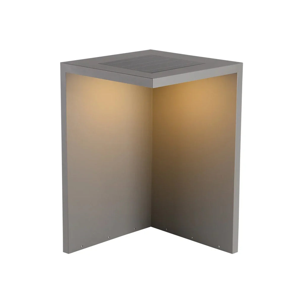 Solar-Stehlampe als Tisch und Hocker | Desfino