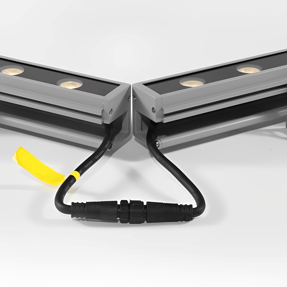 Lave-mur LED à intensité variable Lumenia — aluminium étanche, câblage fixe DC24V - Desfino