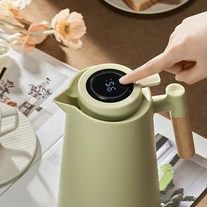 1.5 L-es termikus kancsó — fa fogantyú, digitális hőmérséklet-kijelző - Desfino