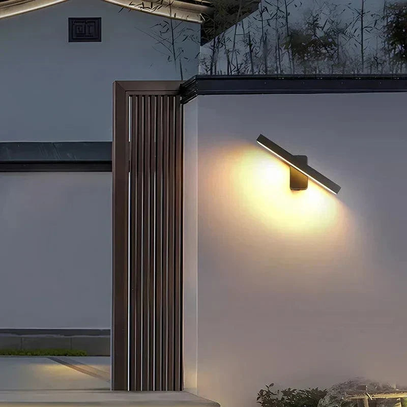 Applique murale extérieure Auron IP65 — tête LED orientable, capteur de mouvement PIR - Desfino