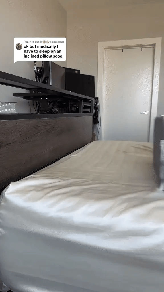 AeroSleep Inclined Wedge Pillow — Snoring Relief Support - Desfino
