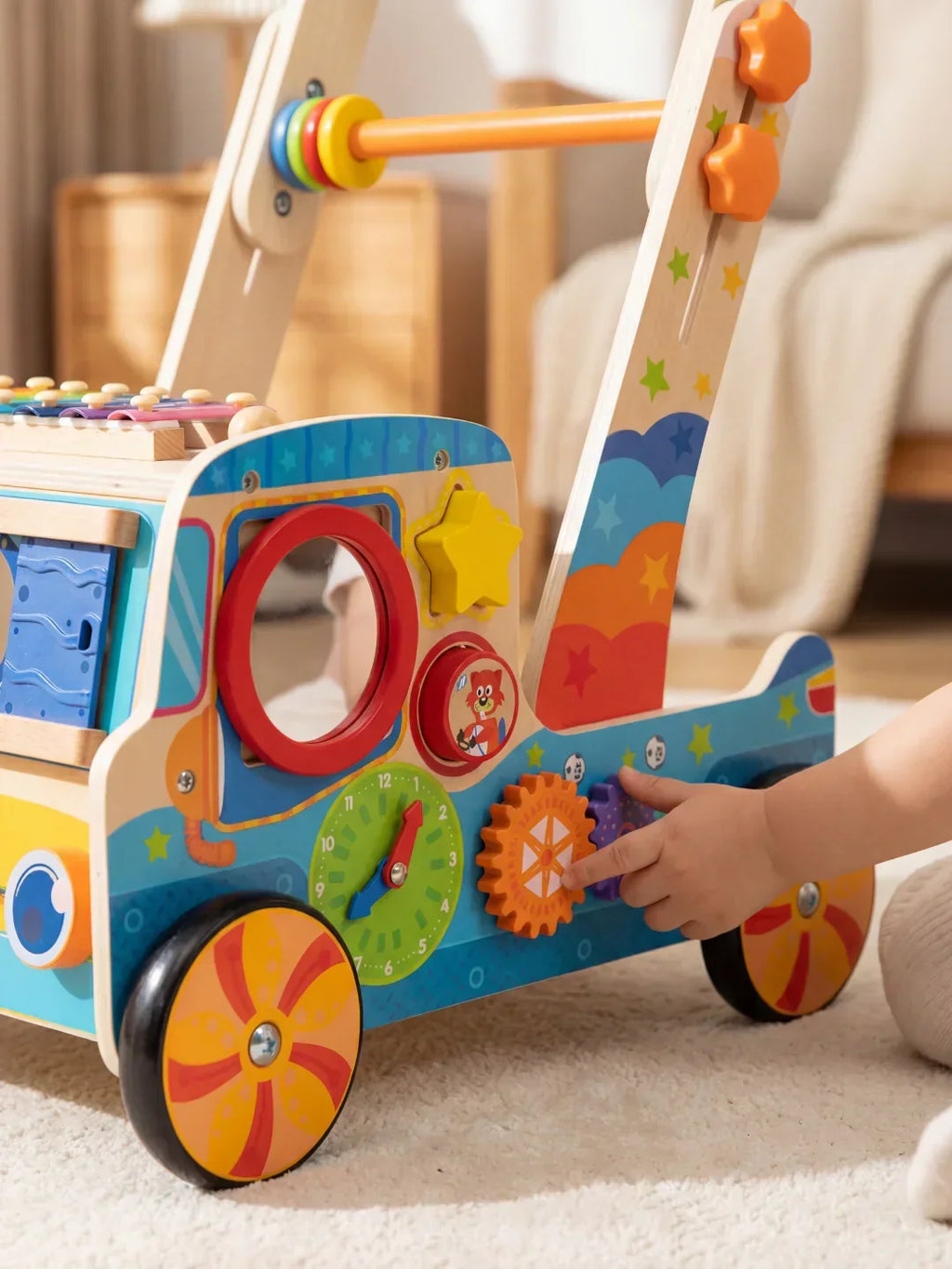 Hölzerner Lauflernwagen — Musikalische Xylophon-Frontplatte